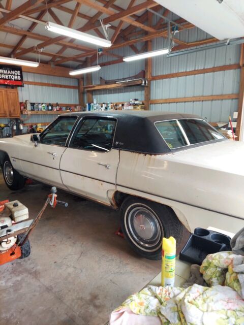 1975 Cadillac Fleetwood Brougham - photo 7