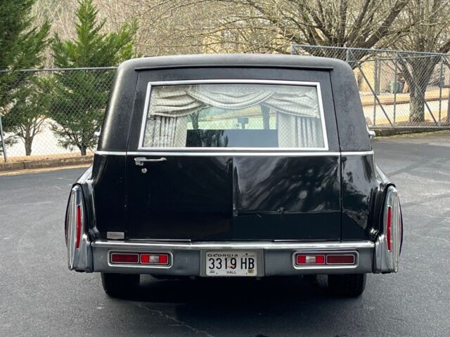 1975 Cadillac Fleetwood hearse - photo 7