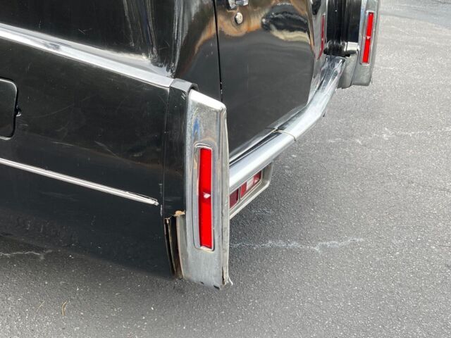 1975 Cadillac Fleetwood hearse - photo 9