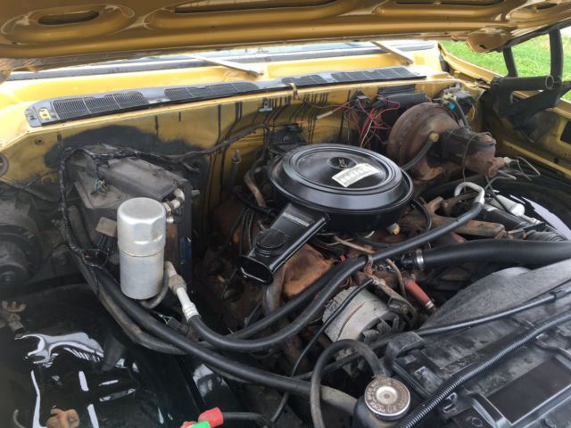 1975 Chevrolet Suburban - photo 5