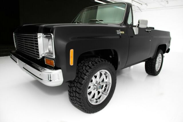 1975 Chevrolet Blazer 4WD Topless Show Truck WINTER CLEARANCE PRICED - photo 8