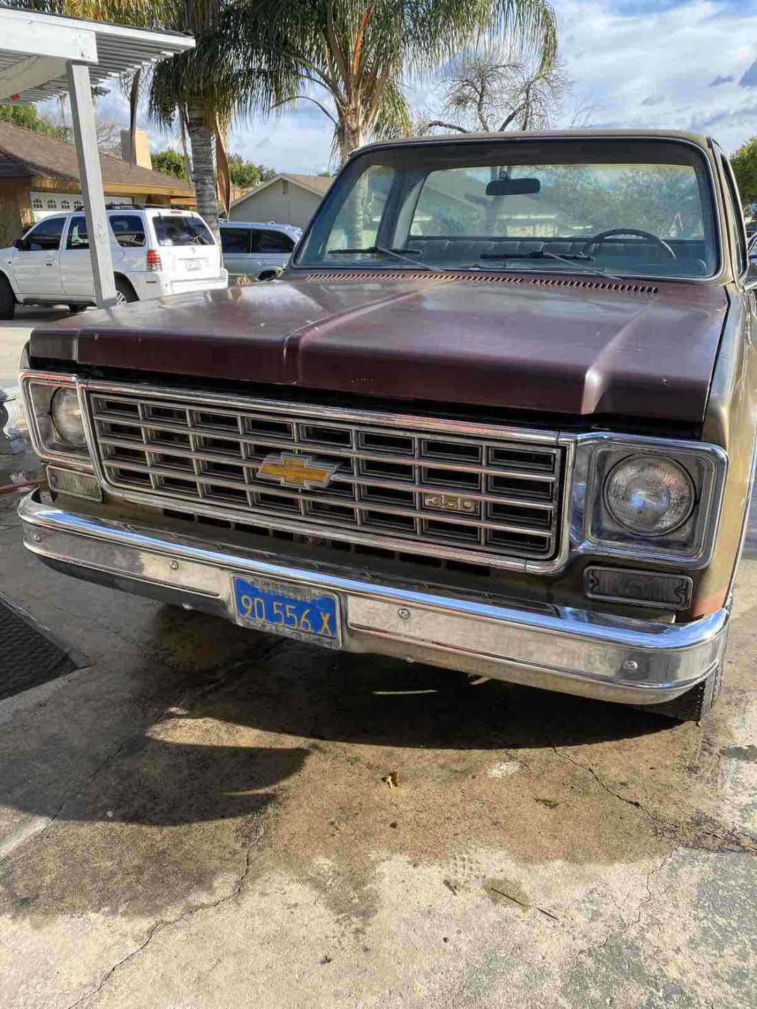 1975 Chevrolet C10/K10 Silverado Short Bed Pickup RWD Automatic 1975 Chevrolet C10/K10