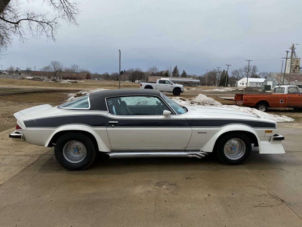 1975 Chevrolet Camaro - photo 8