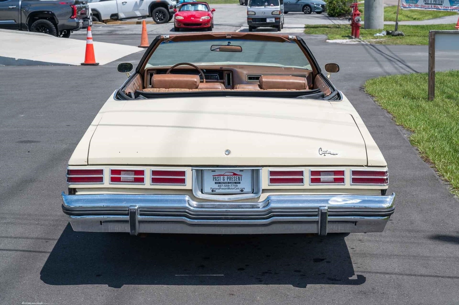 1975 Chevrolet Caprice Convertible, 1 Owner, Highly Optioned, Big Block 4 - photo 5