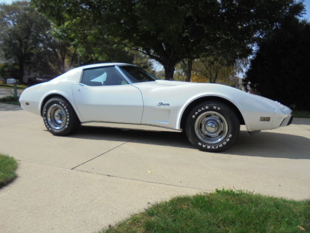 1975 Chevrolet Corvette - photo 2