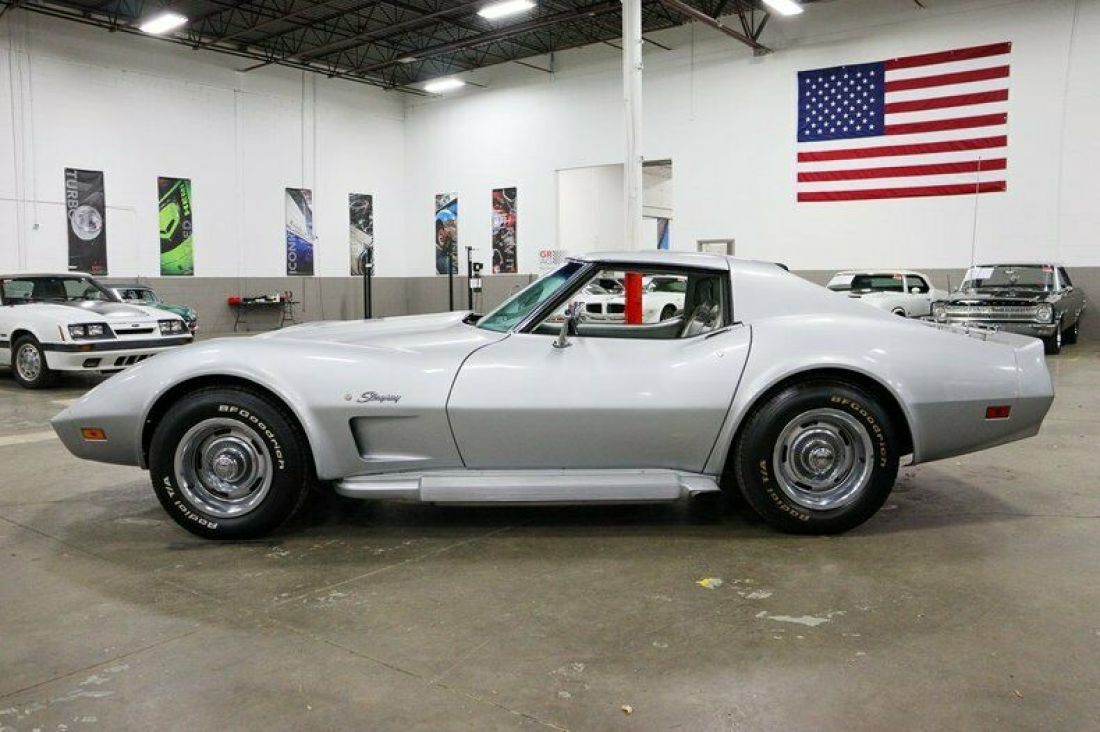 1975 Chevrolet Corvette - photo 2