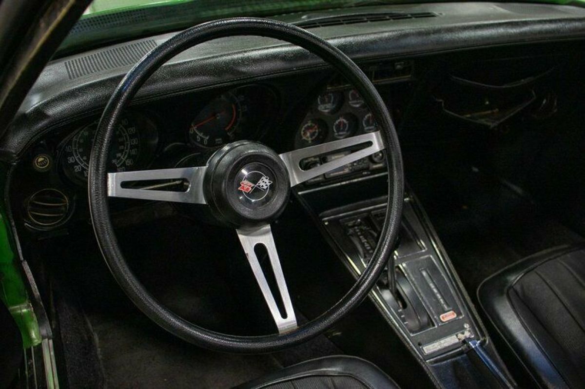 1975 Chevrolet Corvette - photo 12