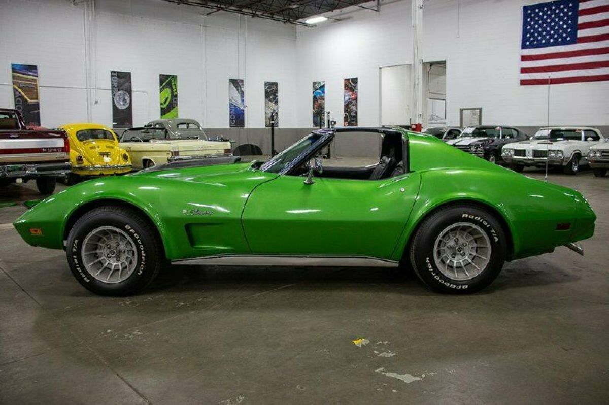 1975 Chevrolet Corvette - photo 2