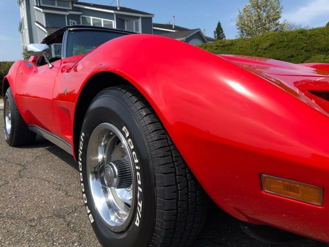 1975 Chevrolet Corvette - photo 2
