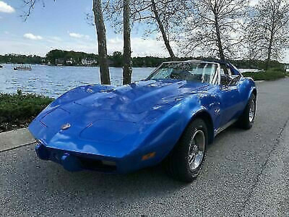 1975 Chevrolet Corvette C3 Coupe Blue RWD Manual L82 1975 Chevrolet Corvette C3 L82