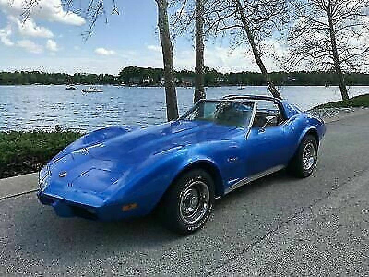 1975 Chevrolet Corvette C3 L82 - photo 2