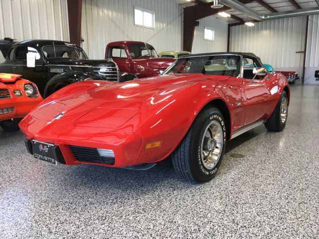 1975 Chevrolet Corvette Convertible - photo 3