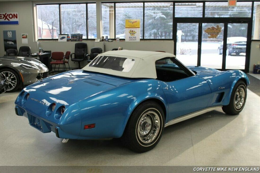 1975 Chevrolet Corvette Convertible - photo 12