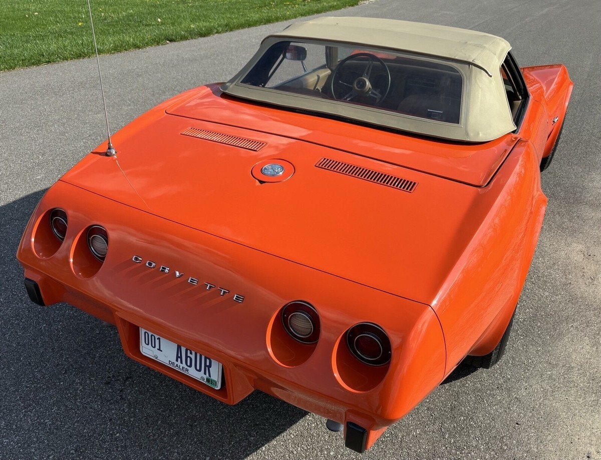 1975 Chevrolet Corvette 4 speed Convertible - photo 13