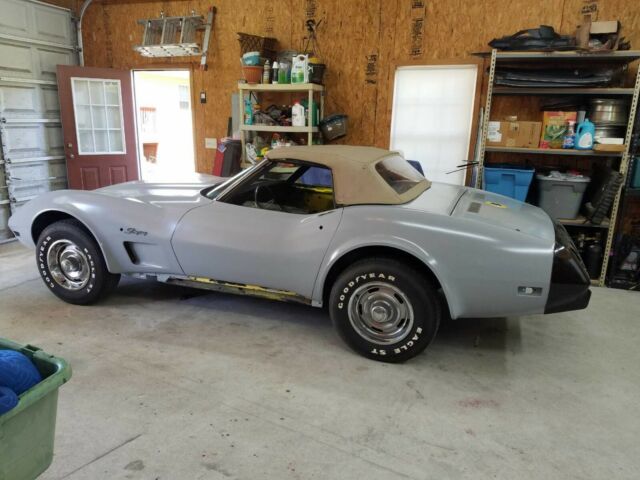 1975 Chevrolet Corvette - photo 11