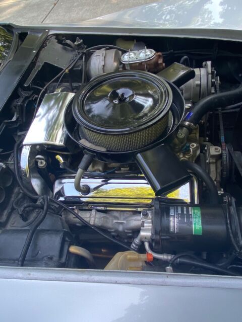 1975 Chevrolet Corvette - photo 13
