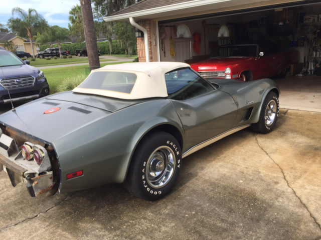 1975 Chevrolet Corvette Convertible - photo 2