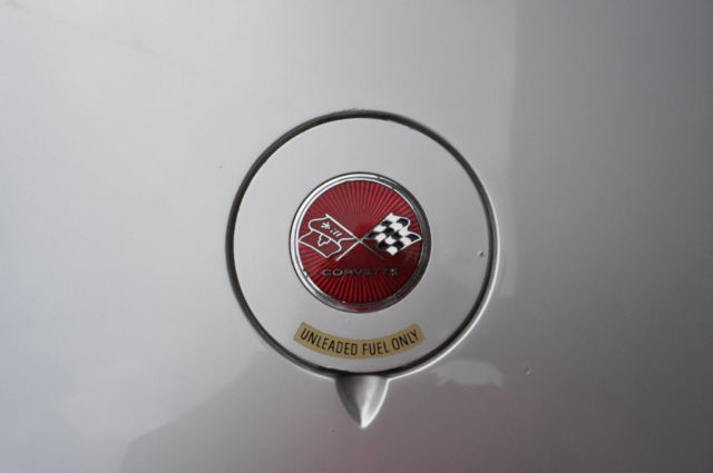 1975 Chevrolet Corvette Original #'s Matching Silver/Red Coupe - photo 11