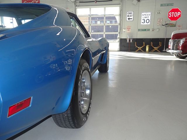 1975 Chevrolet Corvette -- - photo 10