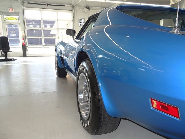 1975 Chevrolet Corvette -- - photo 9