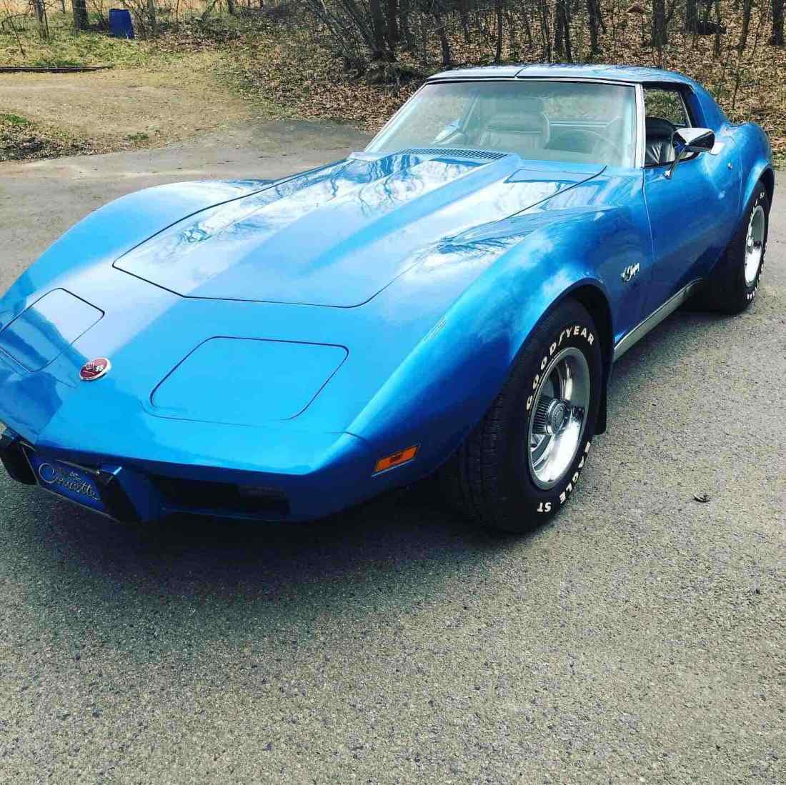 1975 Chevrolet Corvette Sportscar Blue RWD Manual deluxe 1975 Chevrolet Corvette deluxe