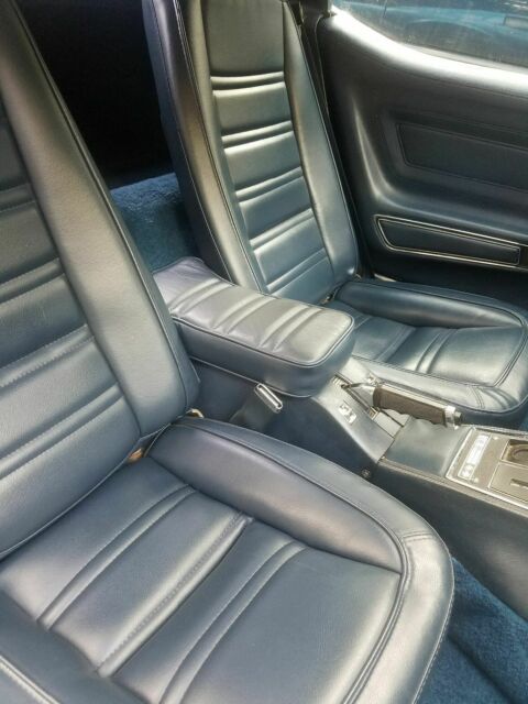1975 Chevrolet Corvette - photo 2