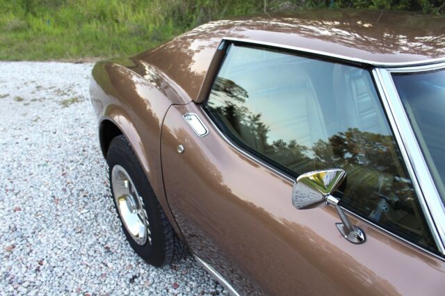 1975 Chevrolet Corvette StingRay L-48 T-Top 350 V8 Coupe 120+ HD Pictures - photo 9