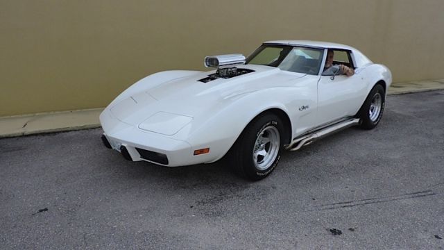 1975 Chevrolet Corvette - photo 3