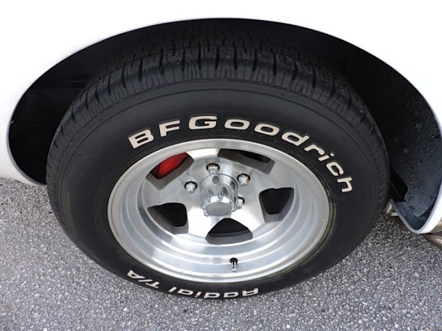 1975 Chevrolet Corvette - photo 9