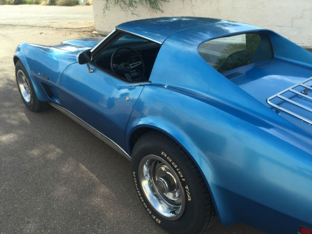 1975 Chevrolet Corvette T-Top Coupe Deluxe