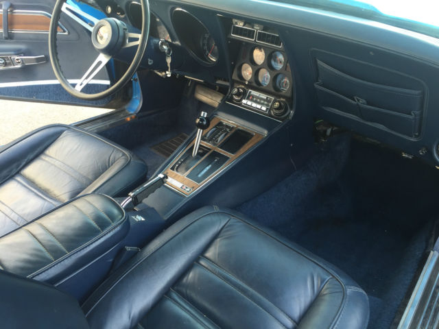 1975 Chevrolet Corvette T-Top Coupe Deluxe - photo 10
