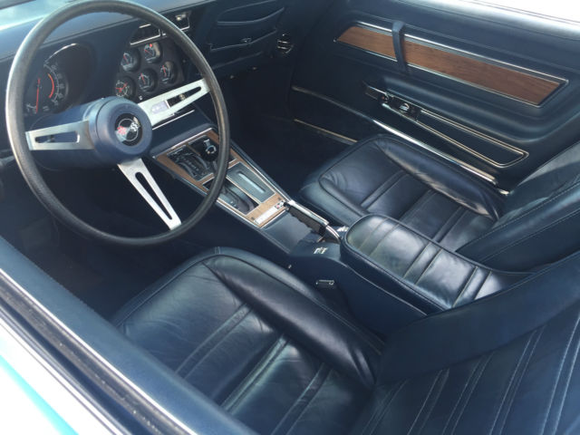 1975 Chevrolet Corvette T-Top Coupe Deluxe - photo 2