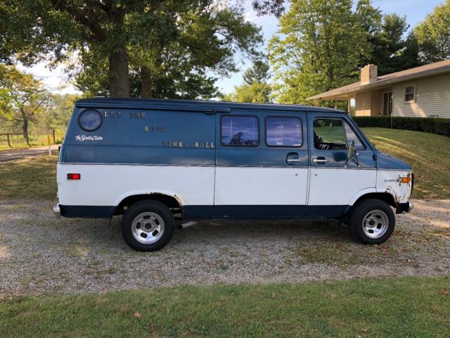 1975 Chevrolet G20 Van Survivor Shag Wagon - photo 3