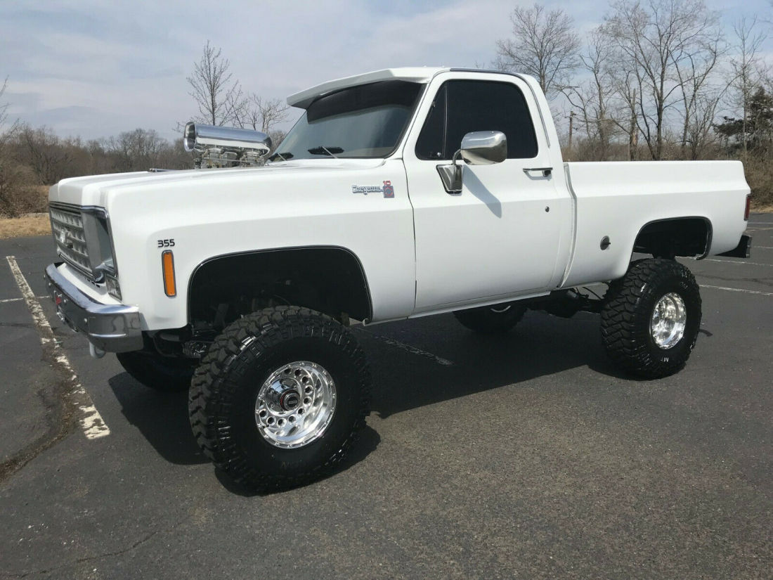 1975 Chevrolet K10 4X4 shortbed show truck 1975 Chevrolet C10/K10