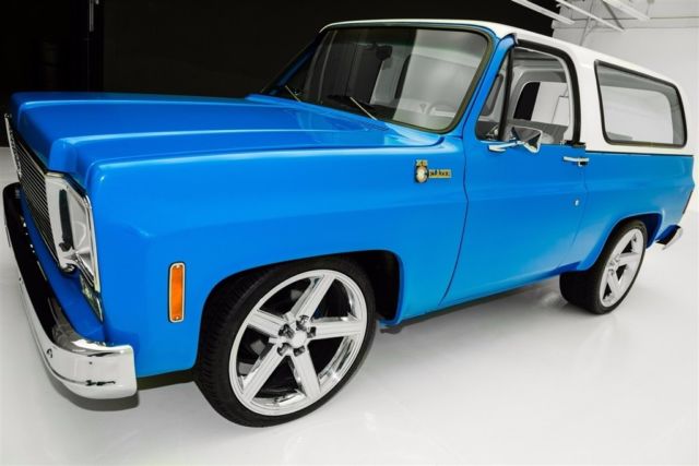 1975 Chevrolet K5 Blazer Rare 2WD Frame-Off AC - photo 10