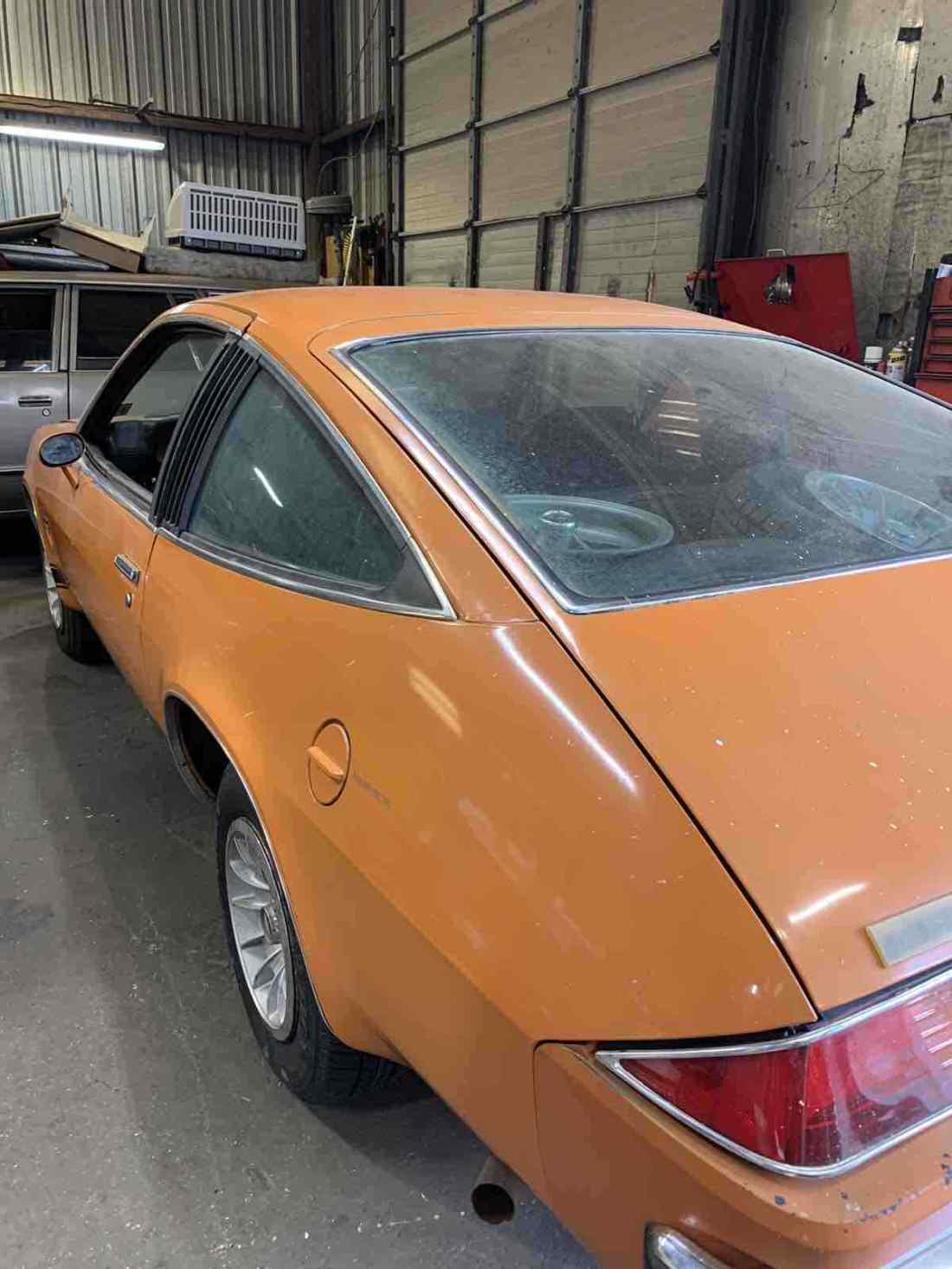 1975 Chevrolet Monza 2+2 - photo 3