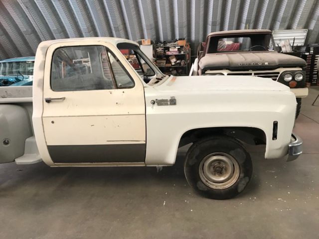 1975 Chevrolet C-10 Custom Deluxe Stepside - photo 2
