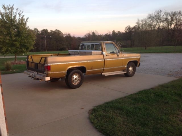 1975 Chevrolet C/K Pickup 2500 Silverado