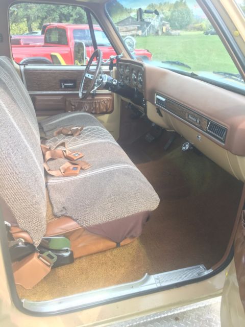 1975 Chevrolet C/K Pickup 2500 camper special - photo 13