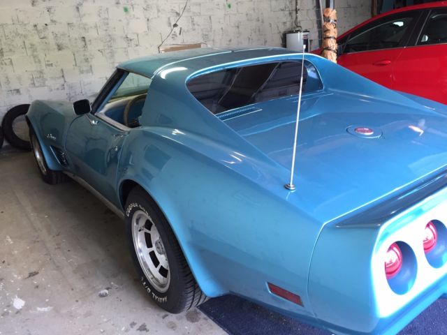 1975 Chevy Corvette all number match 42,000 rebuilt engine BLUE ALL NEW TIRES 1975 Chevrolet Corvette T Top Coupe V8 Low Miles Classic Collector