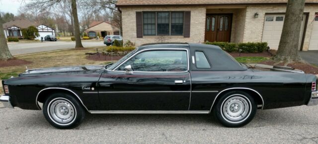 1976 Chrysler Cordoba - photo 2