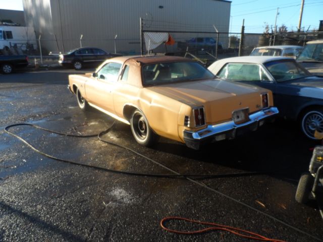 1975 Chrysler Cordoba Coupe - photo 5