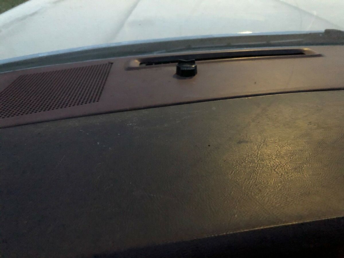 1975 Chrysler Imperial LaBaron - photo 12