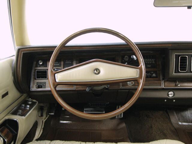1975 Chrysler Imperial LeBaron - photo 11