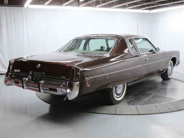 1975 Chrysler Imperial LeBaron - photo 8