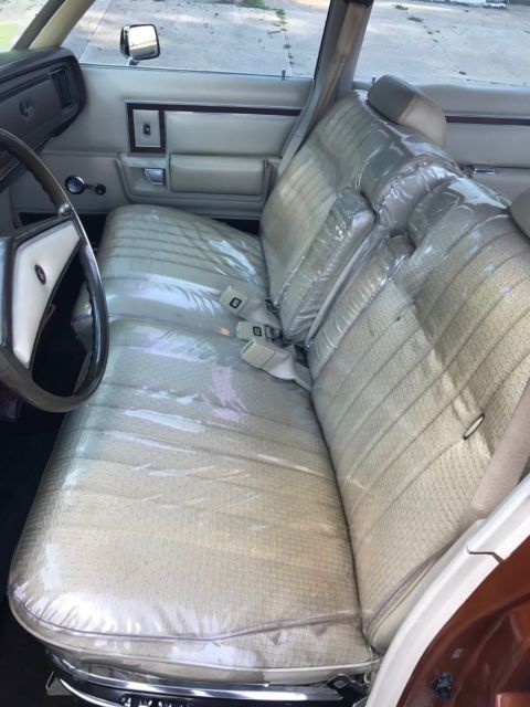 1975 Chrysler Newport Custom - photo 10
