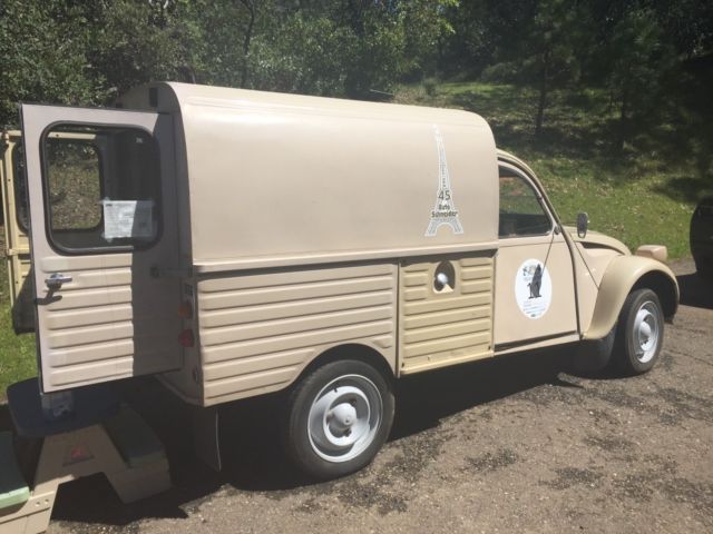 1975 Citroën AX Truckette AK400 - photo 2
