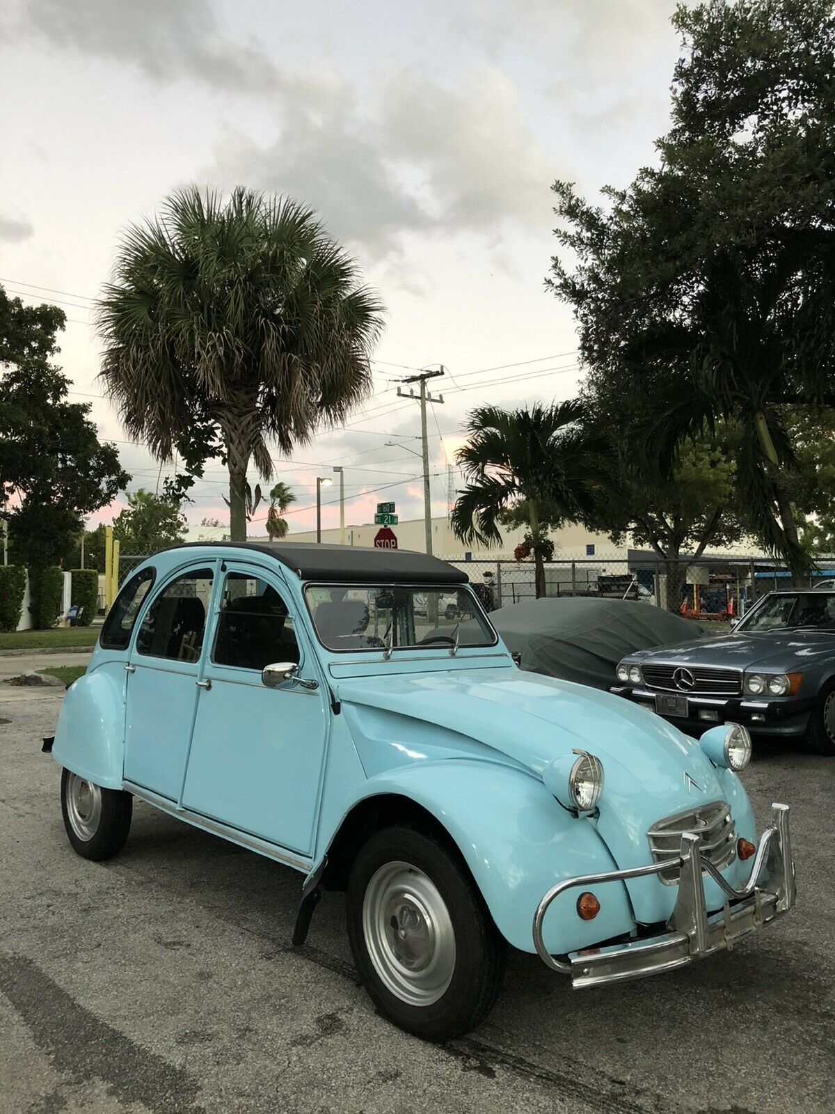 1975 Citroen 3CV Prestige
