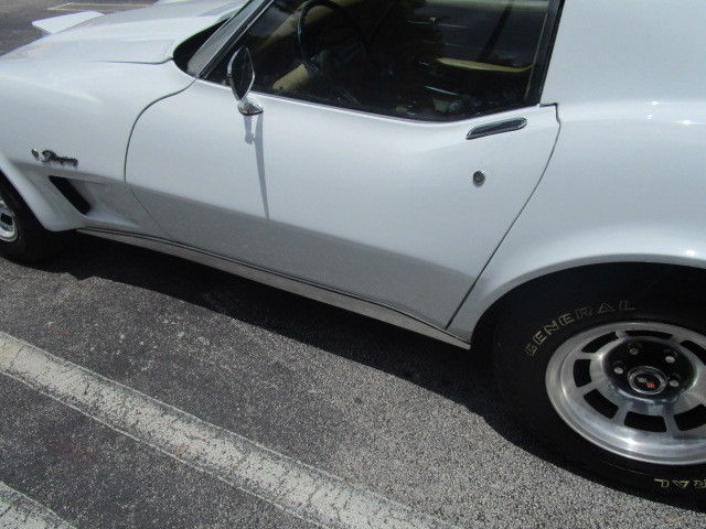 1975 Chevrolet Corvette - photo 5