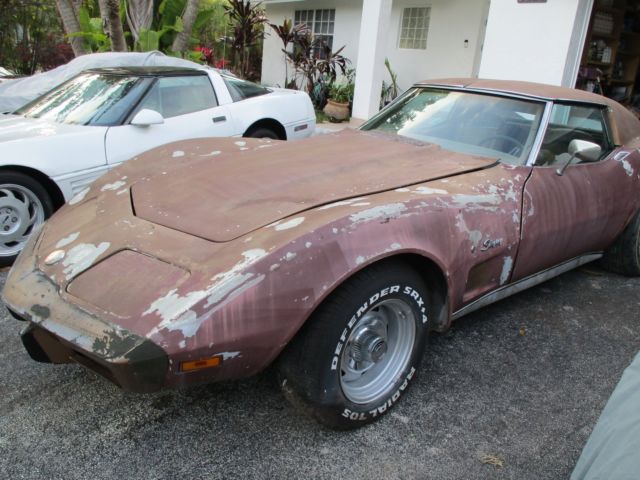 1975 Chevrolet Corvette - photo 2